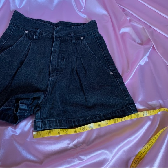 ❌SOLD❌Vintage 90s high waisted denim jean shorts size s - Picture 8 of 10